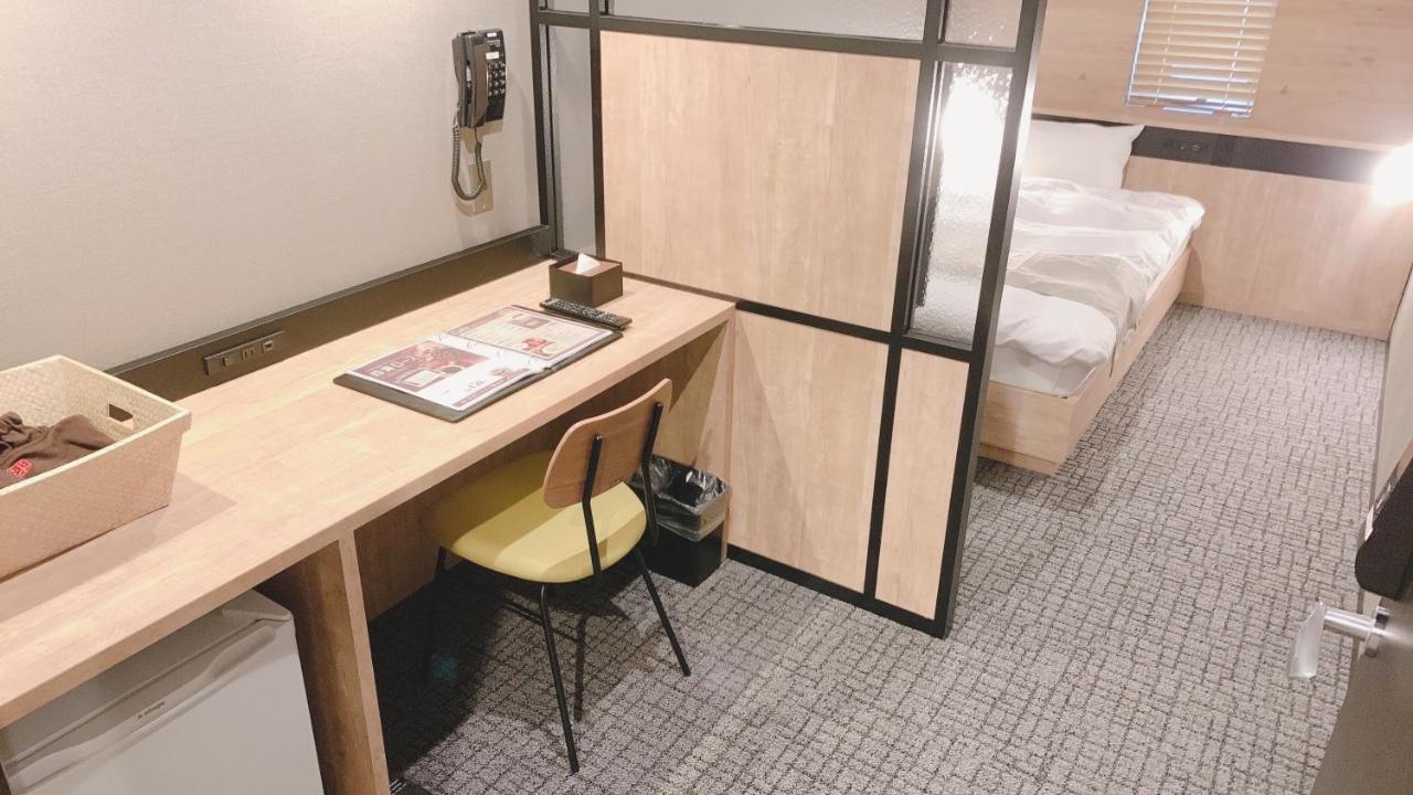 Capsule hotel First Midosuji Namba 3*